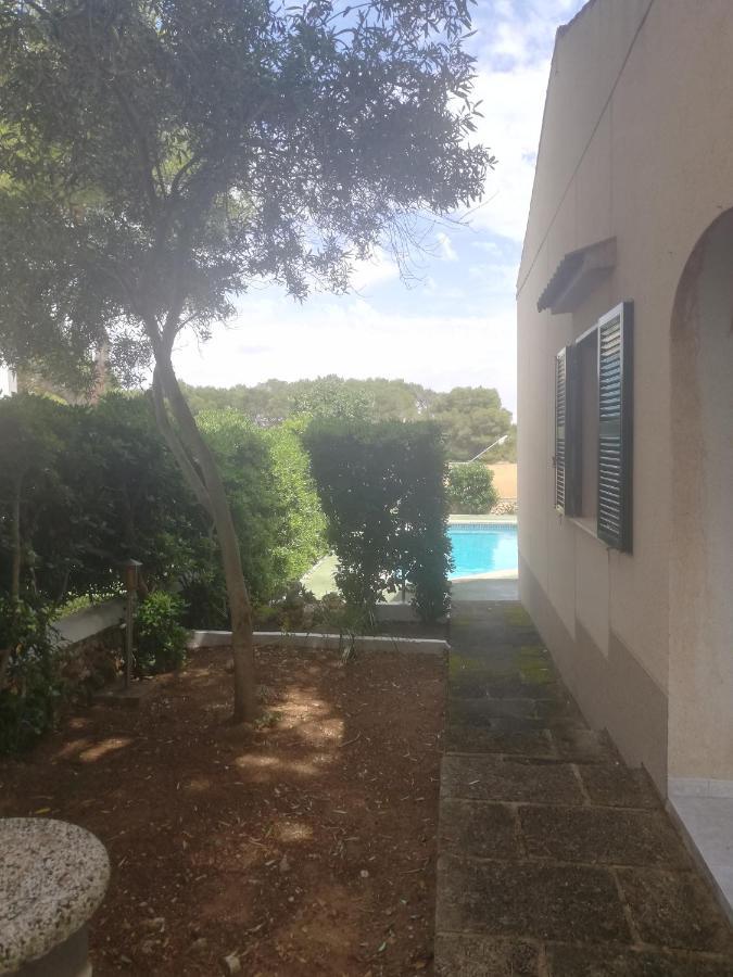 Es Pins Lägenhet Cala Blanca  Exteriör bild